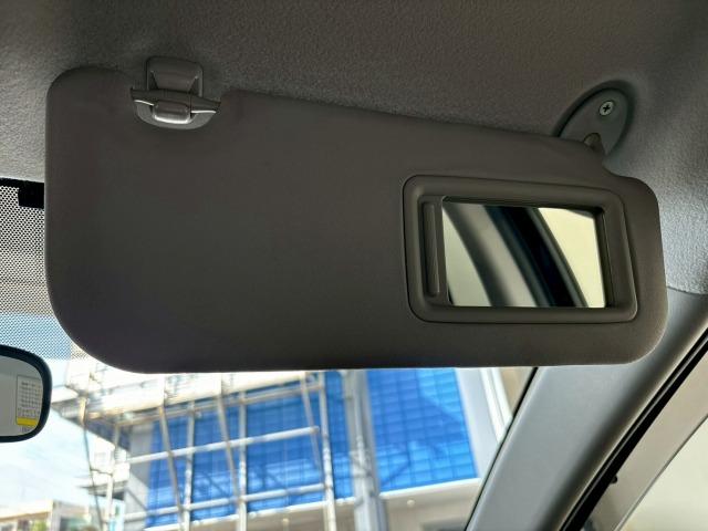 お問い合わせは０９８－９９６－４２４２まで♪　北海道、東北、関東、近畿、中国、九州地方のお客様にも販売ＯＫ☆ＳＵＶ専門スタッフが親切丁寧にご案内致します☆