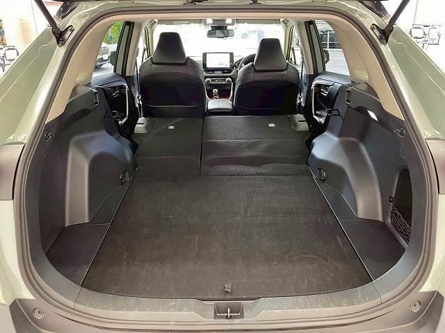 【トランクルーム】趣味が広がる収容スペース！これだけの広さがあればお買い物やレジャーなどにも最適です！使用感も少なくきれいな状態を維持しております。