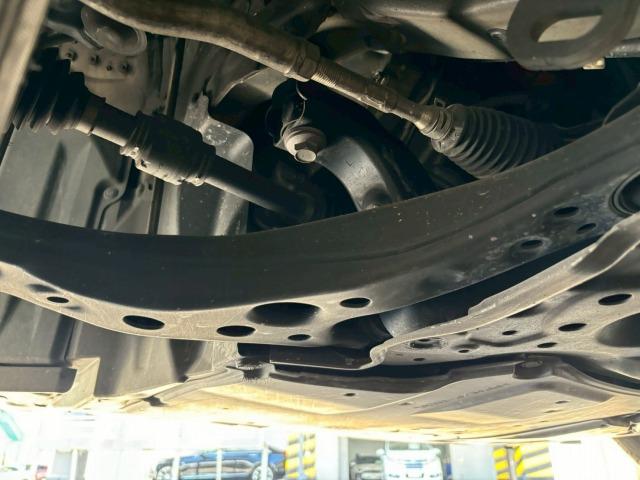 プリウス Ａツーリングセレクション　トヨタセーフティセンス　ブラインドスポットモニター　ヘッドアップディスプレイ　追従クルーズコントロール　駐車支援　ＡＣ１００Ｖ　シートヒーター　クリアランスソナー　オートマチックハイビーム　ＥＴＣ（24枚目）