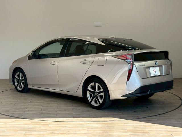 プリウス Ａツーリングセレクション　トヨタセーフティセンス　ブラインドスポットモニター　ヘッドアップディスプレイ　追従クルーズコントロール　駐車支援　ＡＣ１００Ｖ　シートヒーター　クリアランスソナー　オートマチックハイビーム　ＥＴＣ（34枚目）