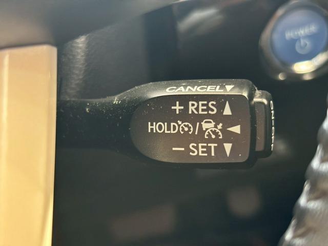 プリウス Ａツーリングセレクション　トヨタセーフティセンス　ブラインドスポットモニター　ヘッドアップディスプレイ　追従クルーズコントロール　駐車支援　ＡＣ１００Ｖ　シートヒーター　クリアランスソナー　オートマチックハイビーム　ＥＴＣ（47枚目）