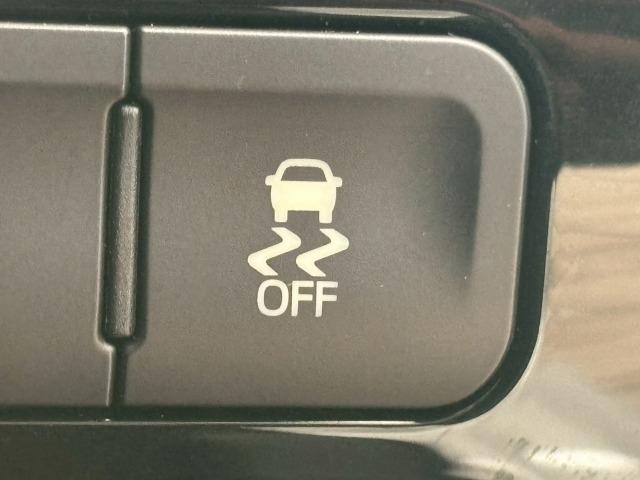 プリウス Ａツーリングセレクション　トヨタセーフティセンス　ブラインドスポットモニター　ヘッドアップディスプレイ　追従クルーズコントロール　駐車支援　ＡＣ１００Ｖ　シートヒーター　クリアランスソナー　オートマチックハイビーム　ＥＴＣ（59枚目）