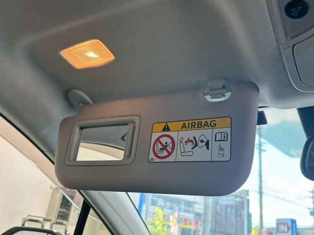 プリウス Ａツーリングセレクション　トヨタセーフティセンス　ブラインドスポットモニター　ヘッドアップディスプレイ　追従クルーズコントロール　駐車支援　ＡＣ１００Ｖ　シートヒーター　クリアランスソナー　オートマチックハイビーム　ＥＴＣ（68枚目）