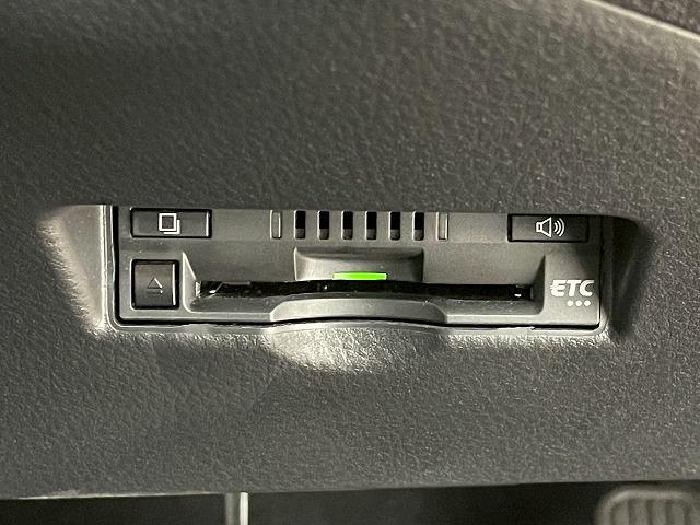 C-HR ハイブリッドG 全周囲カメラ ディスプレイオーディオ ブラインドスポットモニター 追従クルーズコントロール オートホールド シートヒーター 純正アルミホイール ETC Bluetooth LEDヘッドライト(50枚目)