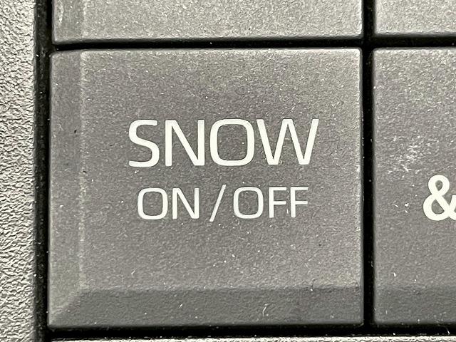 ＲＡＶ４ Ｘ　グリルマーカー　セーフティセンス　ＥＴＣ　純正ディスプレイオーディオ　ブラインドスポットモニター　追従クルーズコントロール　オートマチックハイビーム　クリアランスソナー　オートホールド（69枚目）