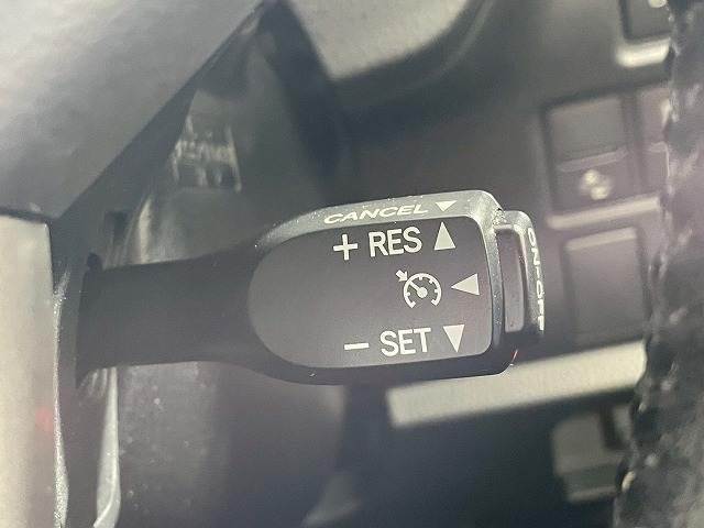 ノア ハイブリッドＳｉ　ダブルバイビー　ワンオーナー　両側電動スライドドア　クルーズコントロール　バックカメラ　シートヒーター　ＥＴＣ車載器　ステアリングスイッチ　フルセグ　Ｂｌｕｅｔｏｏｔｈ　レーンアシスト　純正アルミホイール（8枚目）