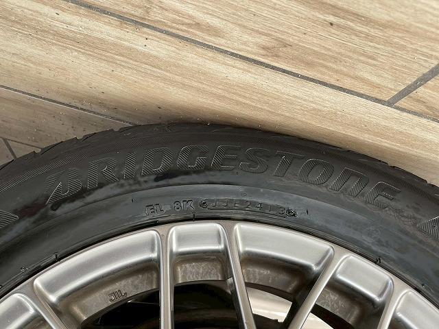 ノア ハイブリッドＳｉ　ダブルバイビー　ワンオーナー　両側電動スライドドア　クルーズコントロール　バックカメラ　シートヒーター　ＥＴＣ車載器　ステアリングスイッチ　フルセグ　Ｂｌｕｅｔｏｏｔｈ　レーンアシスト　純正アルミホイール（26枚目）