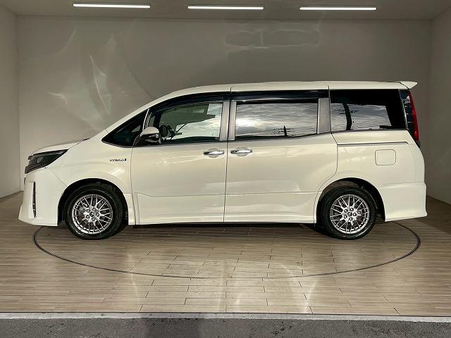 ノア ハイブリッドＳｉ　ダブルバイビー　ワンオーナー　両側電動スライドドア　クルーズコントロール　バックカメラ　シートヒーター　ＥＴＣ車載器　ステアリングスイッチ　フルセグ　Ｂｌｕｅｔｏｏｔｈ　レーンアシスト　純正アルミホイール（39枚目）