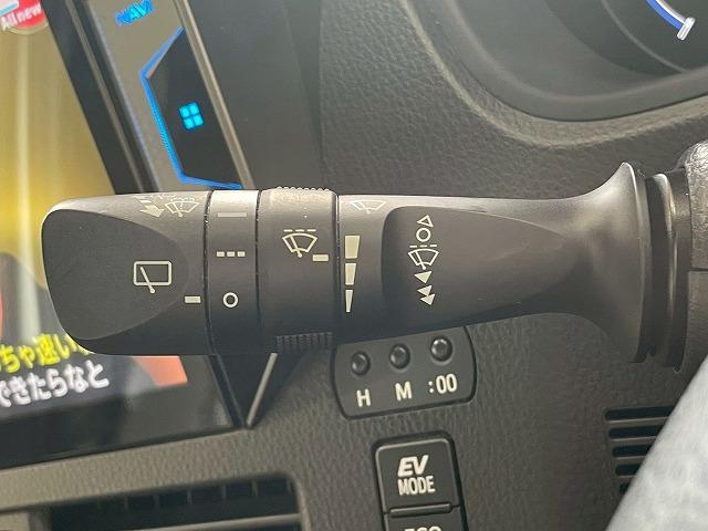 ノア ハイブリッドＳｉ　ダブルバイビー　ワンオーナー　両側電動スライドドア　クルーズコントロール　バックカメラ　シートヒーター　ＥＴＣ車載器　ステアリングスイッチ　フルセグ　Ｂｌｕｅｔｏｏｔｈ　レーンアシスト　純正アルミホイール（57枚目）