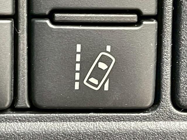 ノア ハイブリッドＳｉ　ダブルバイビー　ワンオーナー　両側電動スライドドア　クルーズコントロール　バックカメラ　シートヒーター　ＥＴＣ車載器　ステアリングスイッチ　フルセグ　Ｂｌｕｅｔｏｏｔｈ　レーンアシスト　純正アルミホイール（70枚目）