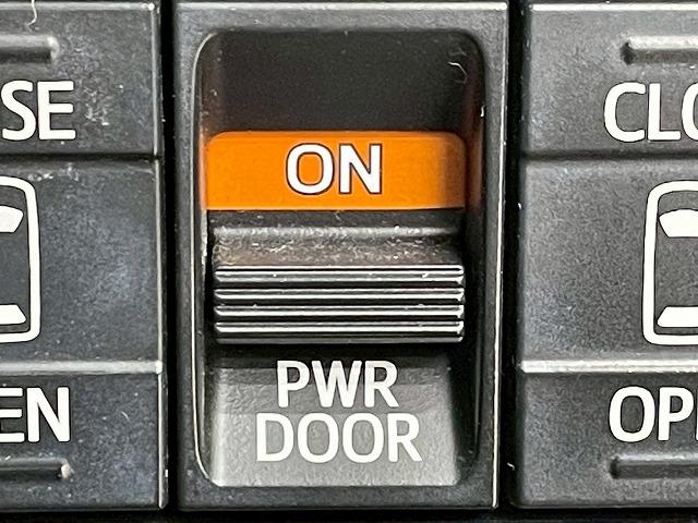 ノア ハイブリッドＳｉ　ダブルバイビー　ワンオーナー　両側電動スライドドア　クルーズコントロール　バックカメラ　シートヒーター　ＥＴＣ車載器　ステアリングスイッチ　フルセグ　Ｂｌｕｅｔｏｏｔｈ　レーンアシスト　純正アルミホイール（74枚目）