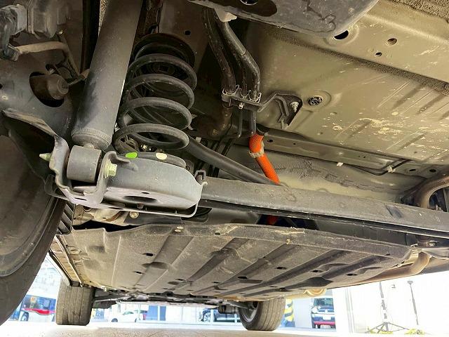 ヴェゼル ｅ：ＨＥＶ　Ｚ　メーカーオプションナビ　ホンダセンシング　置くだけ充電　ブラインドスポットモニター　追従クルーズコントロール　電動リアゲート　コーナーセンサー　ハーフレザー　パドルシフト　ＬＥＤヘッドライト　ＥＴＣ（22枚目）