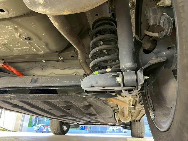 ヴェゼル ｅ：ＨＥＶ　Ｚ　メーカーオプションナビ　ホンダセンシング　置くだけ充電　ブラインドスポットモニター　追従クルーズコントロール　電動リアゲート　コーナーセンサー　ハーフレザー　パドルシフト　ＬＥＤヘッドライト　ＥＴＣ（23枚目）