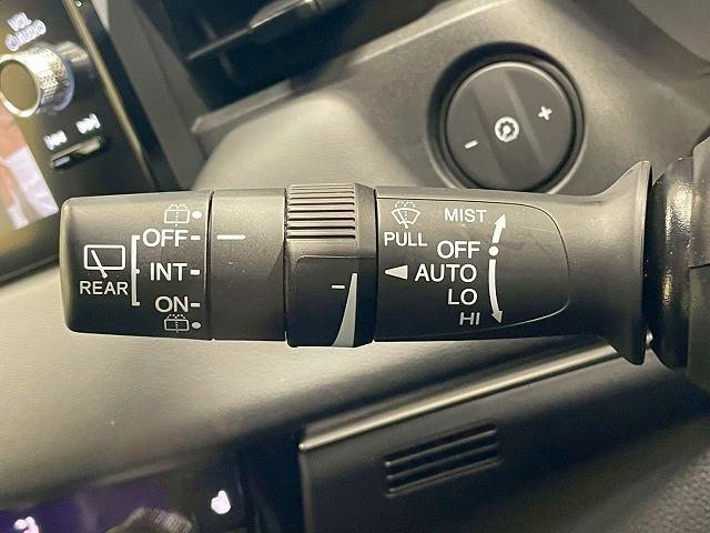 ヴェゼル ｅ：ＨＥＶ　Ｚ　メーカーオプションナビ　ホンダセンシング　置くだけ充電　ブラインドスポットモニター　追従クルーズコントロール　電動リアゲート　コーナーセンサー　ハーフレザー　パドルシフト　ＬＥＤヘッドライト　ＥＴＣ（34枚目）