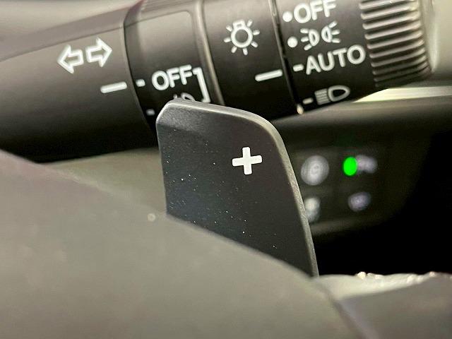 ヴェゼル ｅ：ＨＥＶ　Ｚ　メーカーオプションナビ　ホンダセンシング　置くだけ充電　ブラインドスポットモニター　追従クルーズコントロール　電動リアゲート　コーナーセンサー　ハーフレザー　パドルシフト　ＬＥＤヘッドライト　ＥＴＣ（40枚目）