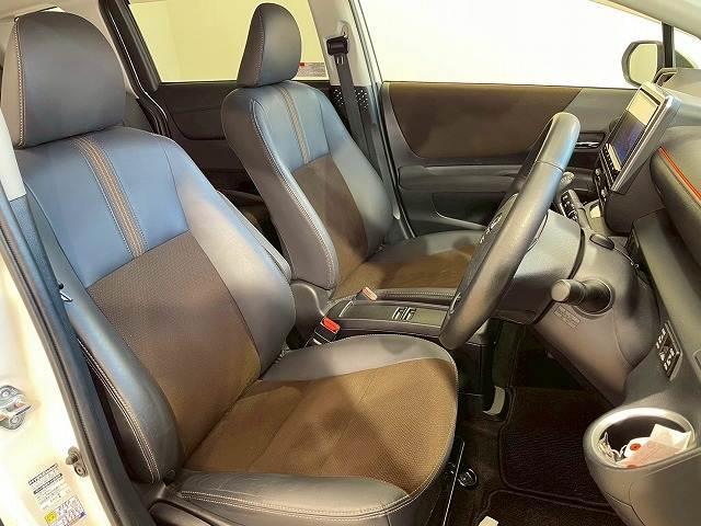【フロントシート】破れ・へたりも少なく、ご覧の通りきれいな状態を維持しております。また、室内クリーニング・コーティングもご用命いただけます。