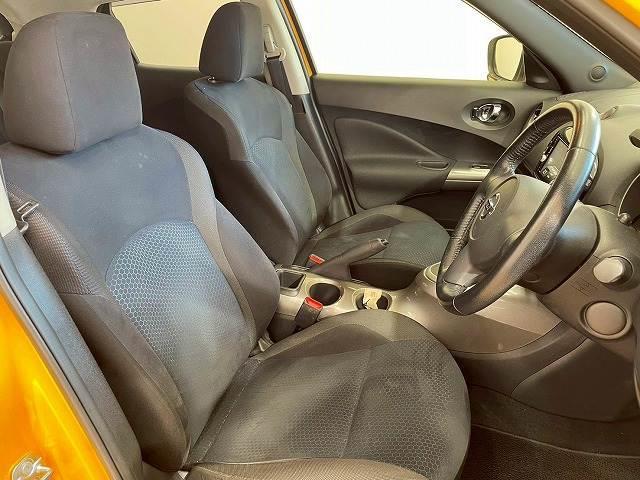 【フロントシート】破れ・へたりも少なく、ご覧の通りきれいな状態を維持しております。また、室内クリーニング・コーティングもご用命いただけます。