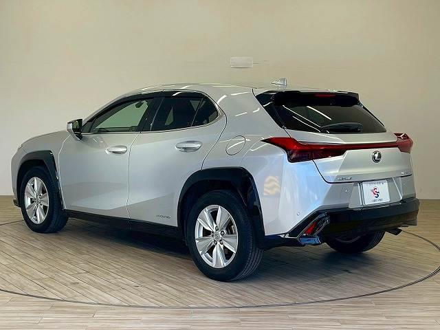 「プレミアムワランティー」最大１０年の保証プランを完備！保証項目も２３８項目以上。ご納車後も定期点検の実施もございますのでアフターメンテナンスも全てお任せ下さい。