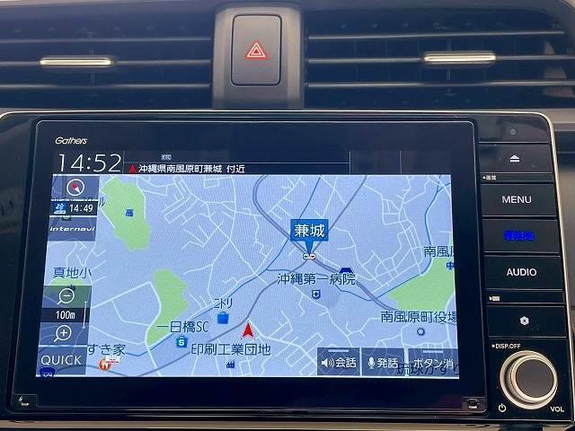 【純正ナビ】一体感のあるナビは、高級感ある車内を演出してくれます。Ｂｌｕｅｔｏｏｔｈ再生などオーディオ機能も充実しておりますので、運転もより楽しめます♪