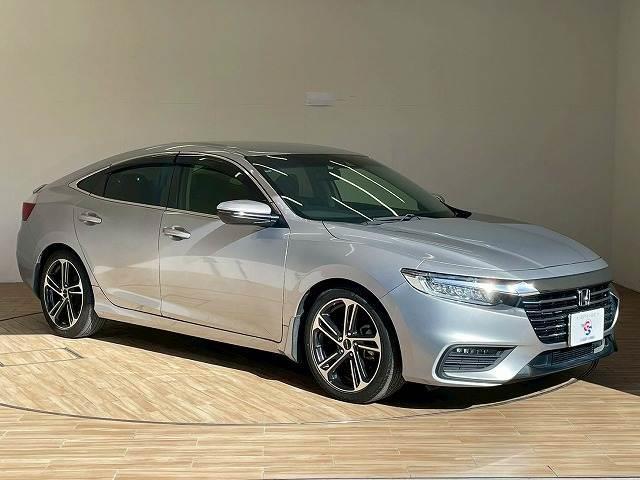 当店お薦めのボディガラスコーティングはいかがでしょうか？中古車の輝きを取り戻す、ボディーガラスコーティングです。スタッフもお薦めのオプションになります。