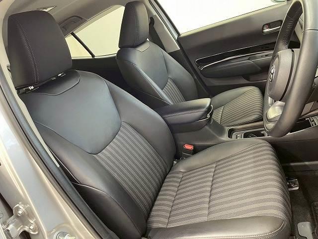 【フロントシート】破れ・へたりも少なく、ご覧の通りきれいな状態を維持しております。また、室内クリーニング・コーティングもご用命いただけます。
