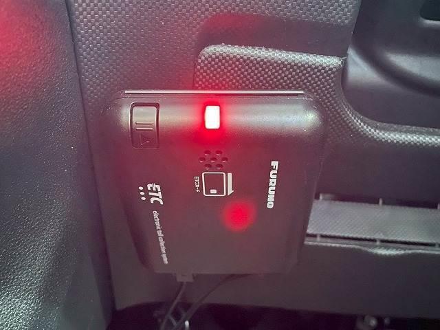 ライズ Z トヨタセーフティー 社外カメラ レーダークルーズコントロール オートマチックハイビーム 衝突軽減ブレーキ 横滑り防止機能 ETC車載器 シートヒーター オートホールド ハンドル支援 Bluetooth(7枚目)