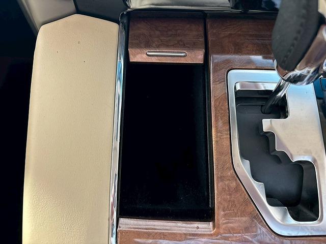 お問い合わせはお気軽に！【０９８－９９６－４２４２】　弊社ホームページもご覧ください。【ＭＥＧＡ　ＳＵＶ南風原】で検索！