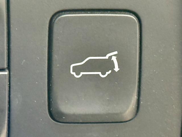 自宅に居ながらスマートフォンで商談！ＭＥＧＡ　ＳＵＶ南風原店ではＷＥＢ商談サービスを導入しています。詳細は店舗までお問合せ下さい！ＴＥＬ：０９８－９９６－４２４２