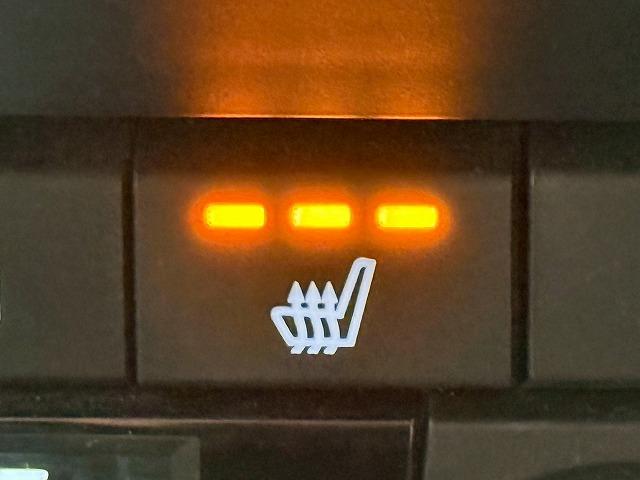 自宅に居ながらスマートフォンで商談！ＭＥＧＡ　ＳＵＶ南風原店ではＷＥＢ商談サービスを導入しています。詳細は店舗までお問合せ下さい！ＴＥＬ：０９８－９９６－４２４２