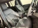 運転席はしっかりとしたスペースが確保されており、アイポイントも高いのでゆったりとしたドライブが楽しんでいただけます。隅々まで綺麗に　保たれたインテリアは前オーナー様の管理がしっかりと行き届いた証拠です