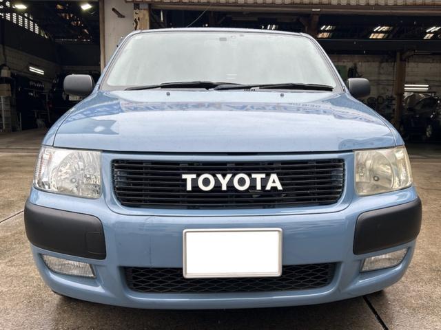 元の車体色は黒で前オーナーがライトブルーにセミオールペンしております。