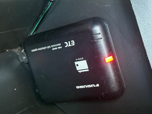 ムーヴ カスタム　Ｘ　社外ナビ　スマートキー　プッシュスタート　ＬＥＤヘッドライト　フォグ　ウィンカーミラー　ドアバイザー　純正１４インチアルミ　ＥＴＣ　シートリフター　オートライト　ステアリングスイッチ　オートエアコン（13枚目）