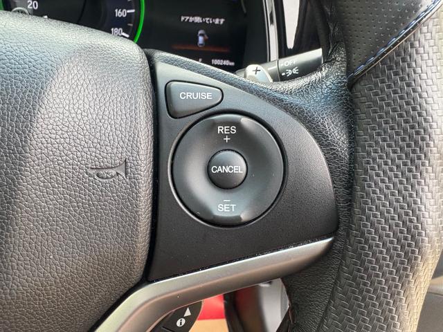 シャトル ハイブリッドＸスタイルエディション　社外ナビ　フルセグＴＶ　Ｂｌｕｅｔｏｏｔｈ　パドルシフト　ハーフレザーシート　社外１５インチアルミ　ＬＥＤヘッドライト　フォグランプ　オートライト　クルーズコントロール　ステアリングスイッチ　ＥＴＣ（10枚目）