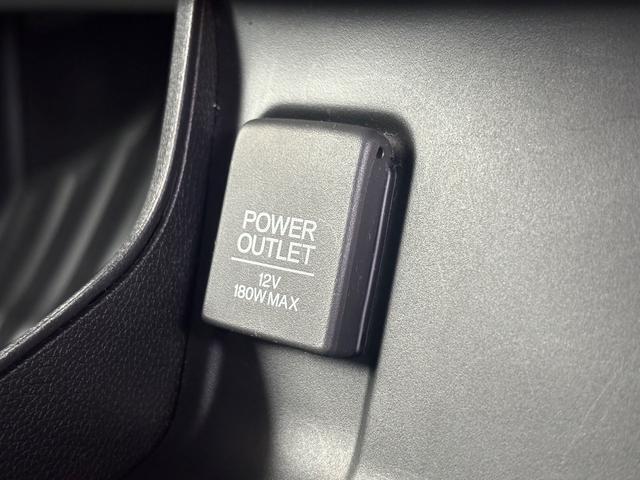 シャトル ハイブリッドＸスタイルエディション　社外ナビ　フルセグＴＶ　Ｂｌｕｅｔｏｏｔｈ　パドルシフト　ハーフレザーシート　社外１５インチアルミ　ＬＥＤヘッドライト　フォグランプ　オートライト　クルーズコントロール　ステアリングスイッチ　ＥＴＣ（17枚目）