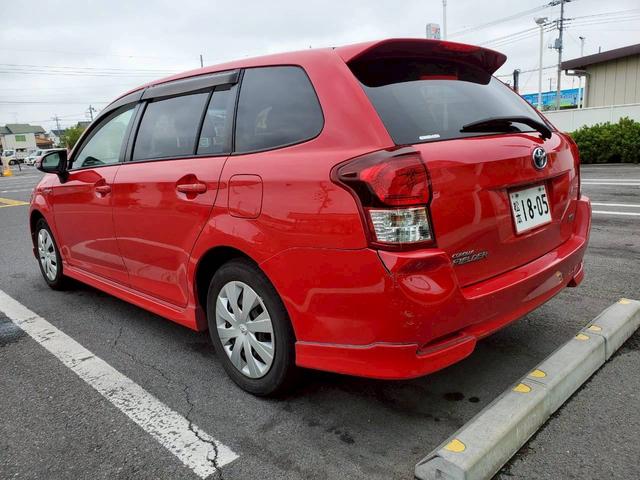 錆で穴の開いてる　沖縄中古車　錆で壊れるので購入は危険です。　錆の少ない　本土車両と　見比べて下さい。　錆びて汚い沖縄中古車は販売しません。　沖縄中古車は　錆で　壊れるので　止めましょう。