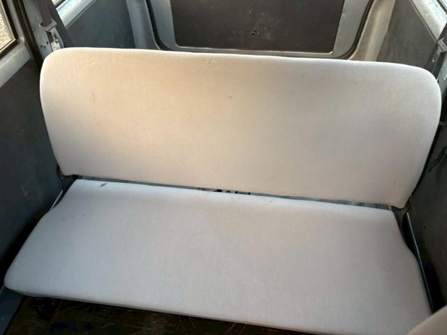 自社レンタカー　保有してます。　お急ぎで購入希望の方は　ご相談ください。　本土車両はエンジンルームに　汚いペイントは行いません。　錆が無いのでご確認下さい。