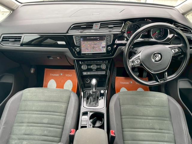 ゴルフトゥーラン ＴＳＩ　ハイライン　１年保証付　純正ナビ・ＴＶ　バックモニター　純正ＡＷ（2枚目）