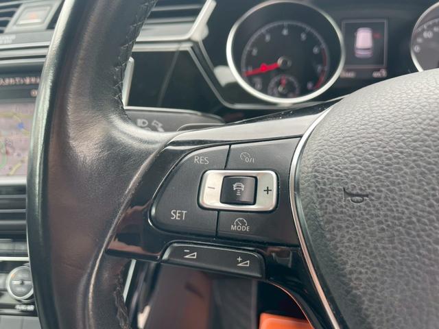 ゴルフトゥーラン ＴＳＩ　ハイライン　１年保証付　純正ナビ・ＴＶ　バックモニター　純正ＡＷ（15枚目）