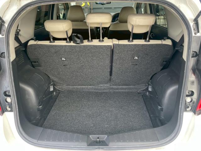 ノート e-パワー メダリスト 1年保証付 2年車検付 衝突被害軽減システム 純正ナビ・TV アラウンドビューモニター BLUETOOTH レザーシート 純正AW デジタルインナーミラー プッシュスタート ETC クリアランスソナー(9枚目)