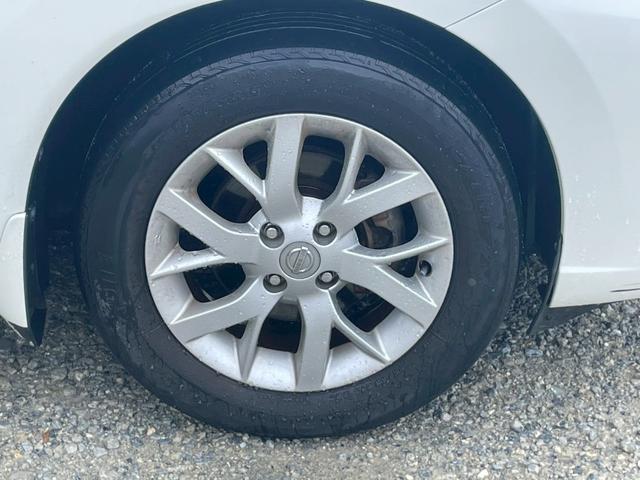 ノート e-パワー メダリスト 1年保証付 2年車検付 衝突被害軽減システム 純正ナビ・TV アラウンドビューモニター BLUETOOTH レザーシート 純正AW デジタルインナーミラー プッシュスタート ETC クリアランスソナー(24枚目)