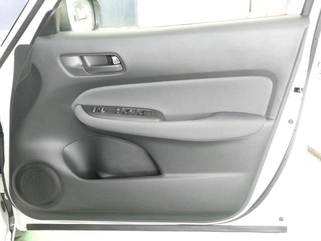 ご覧頂きまして誠に有難うございます！！是非ご来店して頂き、実際にご覧になって頂ければと思います。お客様からのご連絡をスタッフ一同、心よりお待ちしております