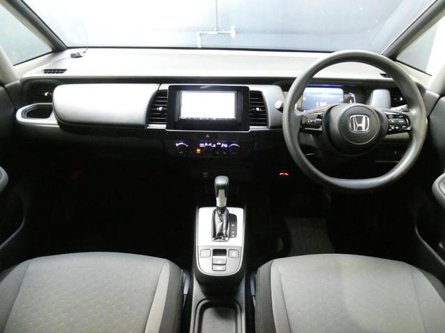 運転者にとっては日々使用することとなる運転席です。運転席からの視界は、店頭にてお客様ご自身の目でお確かめください！