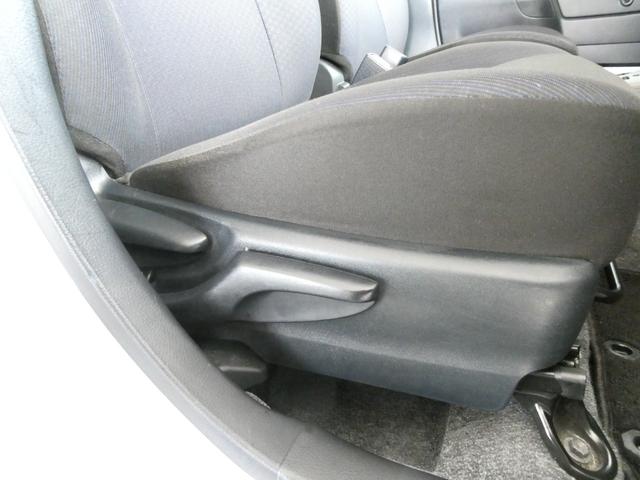 プロボックス 　１年保証付　ＥＴＣ　バックカメラ　ＴＶ　レーンアシスト　衝突被害軽減システム　オートマチックハイビーム　アイドリングストップ　ＥＳＣ　エアコン　パワーステアリング　ＣＤ　衝突軽減ボディ（34枚目）