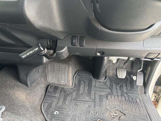 ハイエースワゴン グランドキャビン(15枚目)