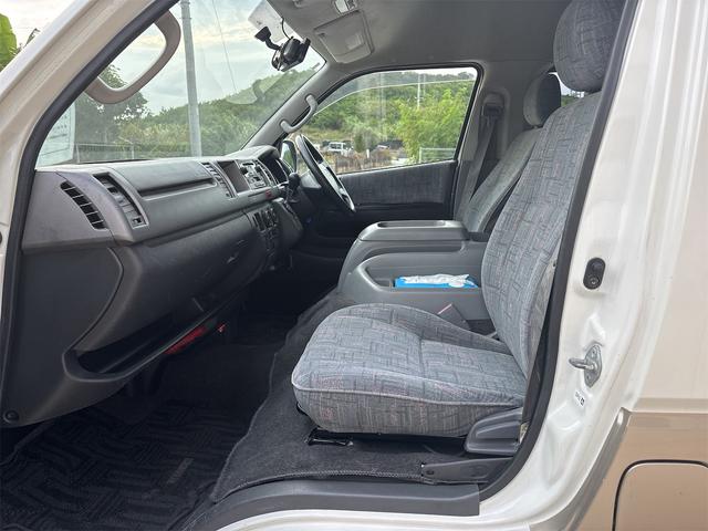 ハイエースワゴン グランドキャビン(21枚目)