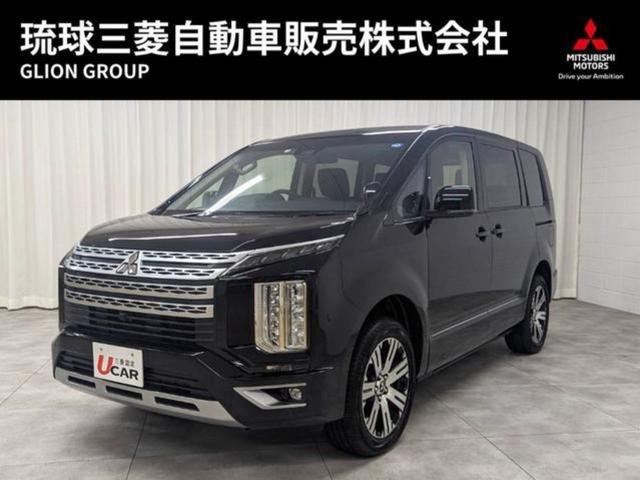 浦添市 琉球三菱自動車販売（株）　クリーンカー琉球 三菱 デリカＤ：５ Ｇ　パワーパッケージ　・レンタカー登録車・登録済未使用者・４ＷＤ・８人乗り・ディーゼルターボ・純正１８ＡＷ・ＬＥＤヘッド・オートライト・３列シート・シートヒーター・レーンアシスト・衝突被害軽減ブレーキ・両側電動ドア・ ブラック 15km 2023(令和5)年