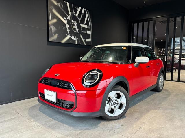 MINI クーパーC クラシック・トリム クラシックトリム 純正ナビ パーキングアシスト ACC 認定中古車 禁煙車(1枚目)