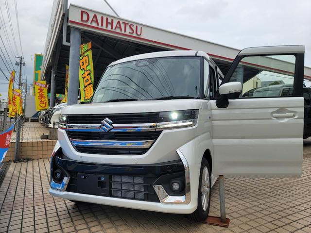 ハイブリッドＧＳ　新車　展示車両　プッシュスタート　片側パワースライドドア　電動パーキングブレーキ　オーディオレス(1枚目)