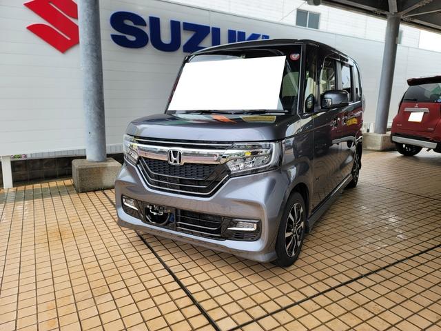 沖縄の中古車 ホンダ Ｎ－ＢＯＸカスタム 支払総額 143万円 リ済込 2018(平成30)年 4.1万km シルバーＭ