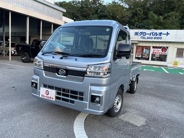ジャンボ　エクストラ　４ＷＤ　未使用車　ＣＤチューナー　プロテクターパック　荷台ゴムマット　ワイドバイザー　ラバーマット　アンダーコート　ナンバーフレーム